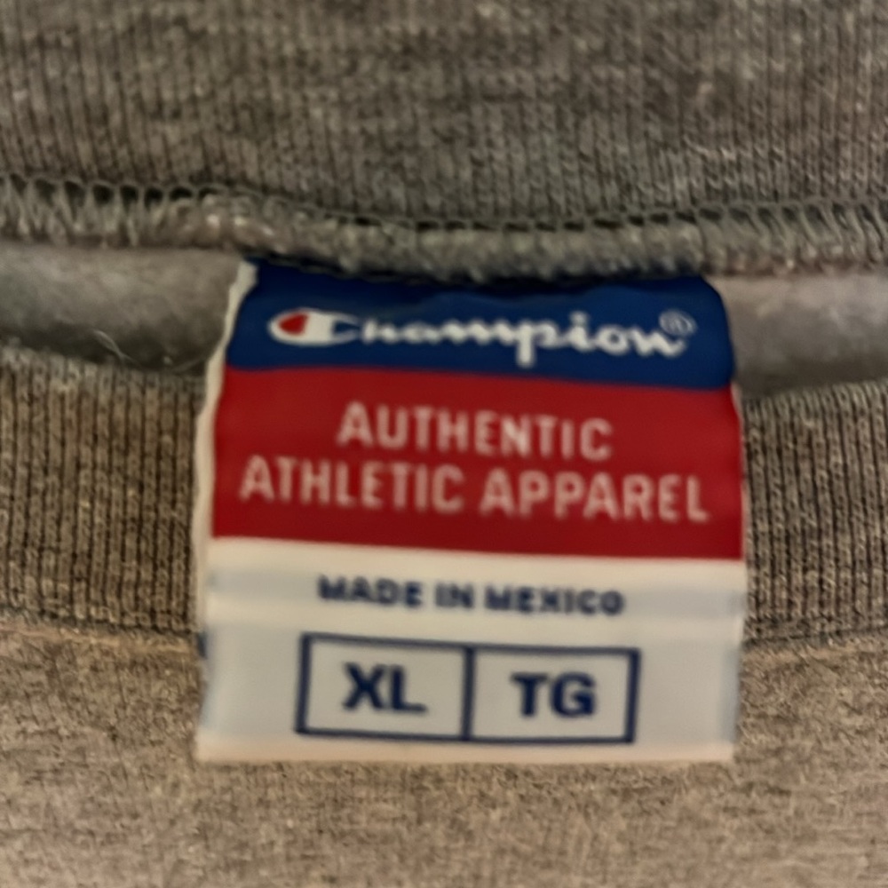 Bentley Alumni crew neck sweatshirt. - Picture 2 of 2